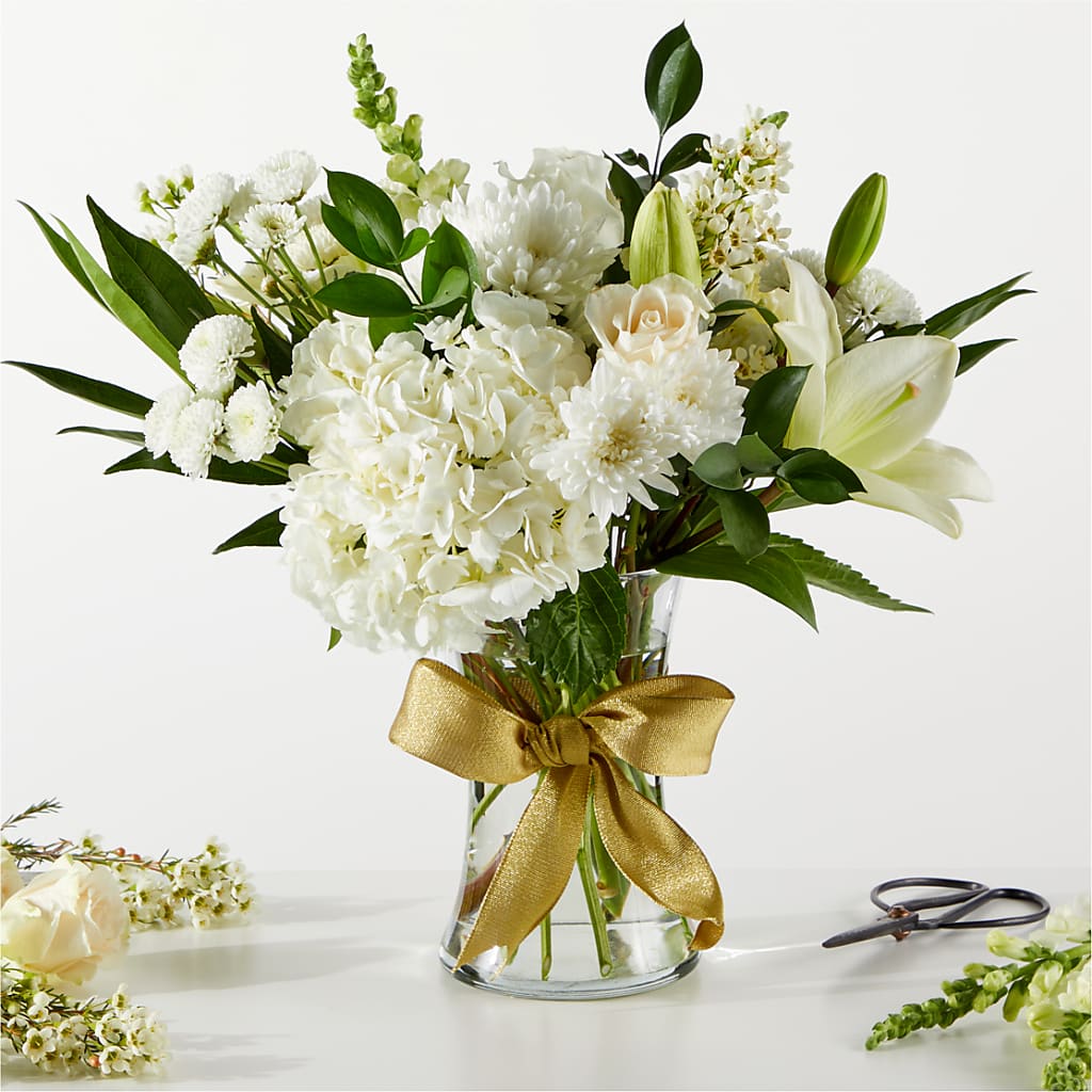 New Beginnings – A Florist Original – Gunnels Florist Inc, Cookeville TN