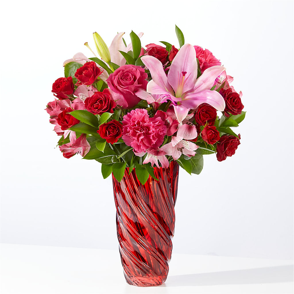 In Love Bouquet with Luxe Swirl Vase – Gunnels Florist Inc, Cookeville TN