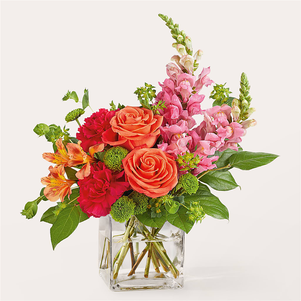 Cosmopolitan Bouquet – Gunnels Florist Inc, Cookeville TN