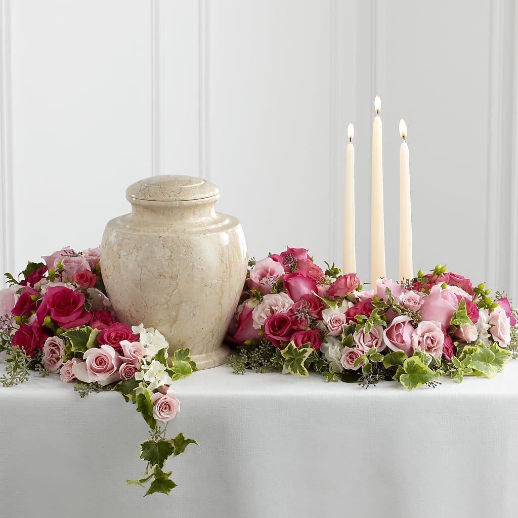 Remembrance Arrangement – Gunnels Florist Inc, Cookeville TN