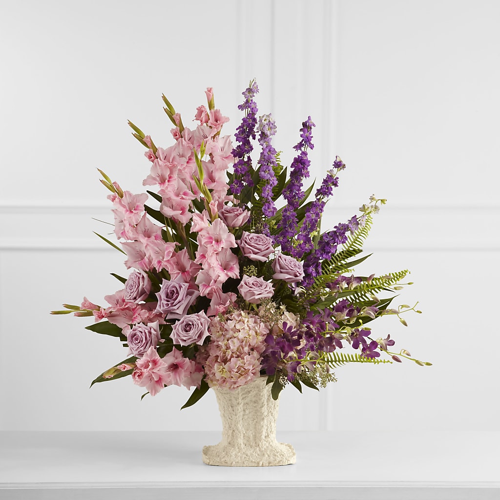 Flowing Garden Arrangement – Gunnels Florist Inc, Cookeville TN