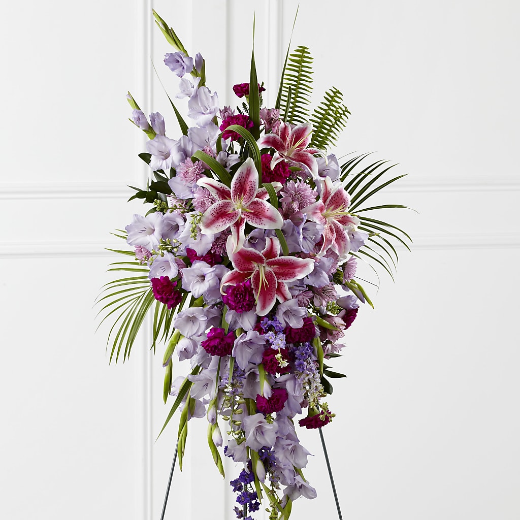 Tender Touch Standing Spray – Gunnels Florist Inc, Cookeville TN