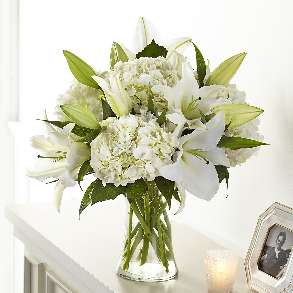 Compassionate Lily Bouquet – Gunnels Florist Inc, Cookeville TN