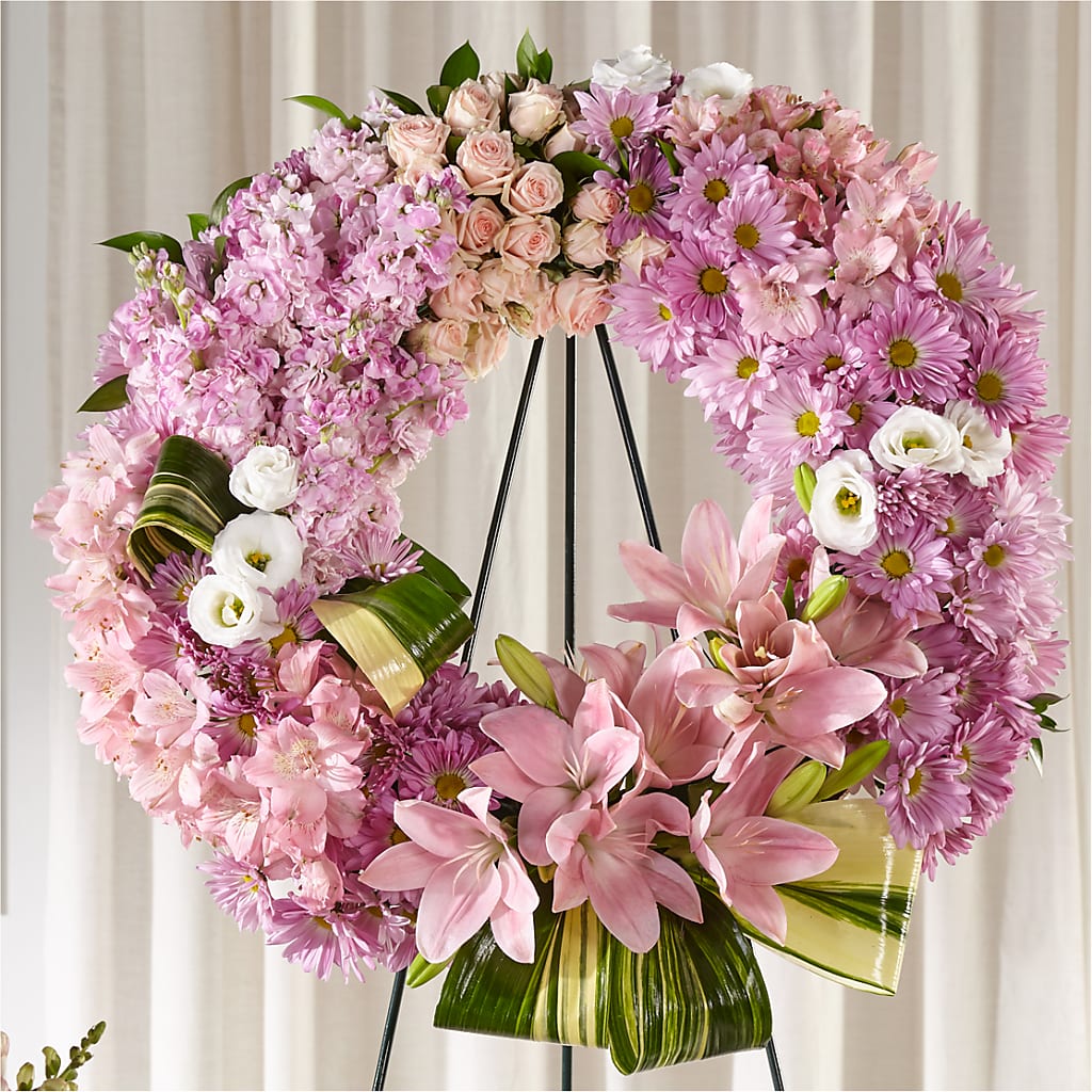 Gift of Warmth Wreath – Gunnels Florist Inc, Cookeville TN