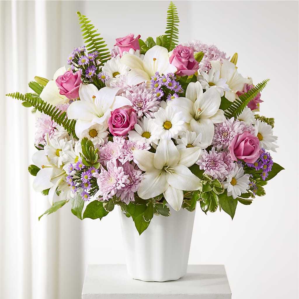 Warmest Thoughts Tabletop Basket – Gunnels Florist Inc, Cookeville TN