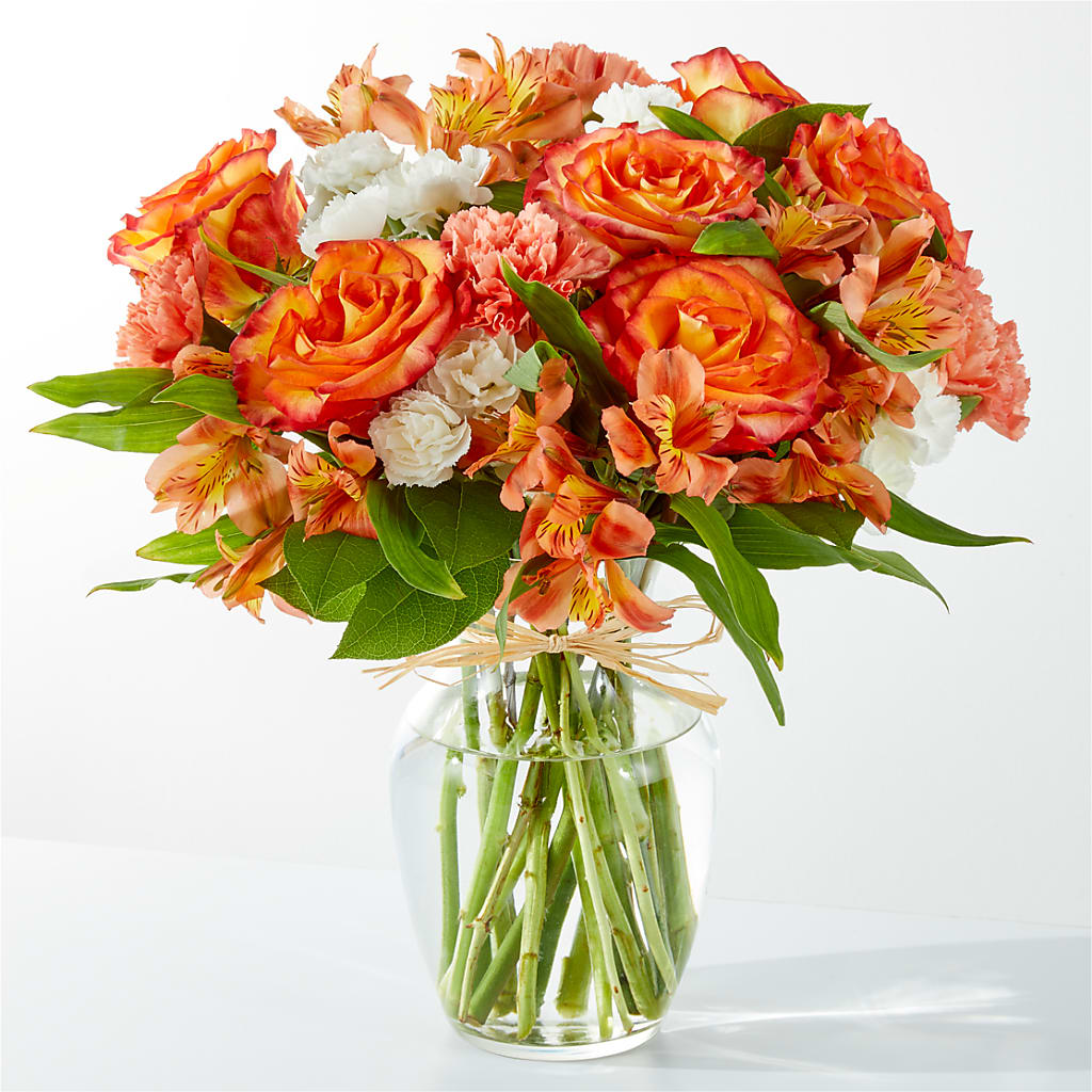 Apricot Glow Bouquet – Gunnels Florist Inc, Cookeville TN