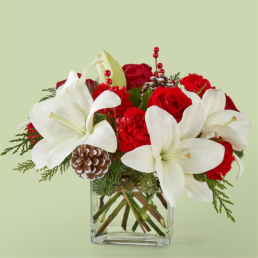 Glistening Icicles Bouquet – Gunnels Florist Inc, Cookeville TN