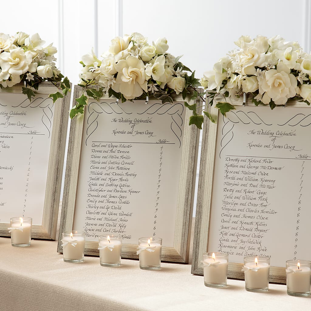 Colonnade Frame Décor – Gunnels Florist Inc, Cookeville TN