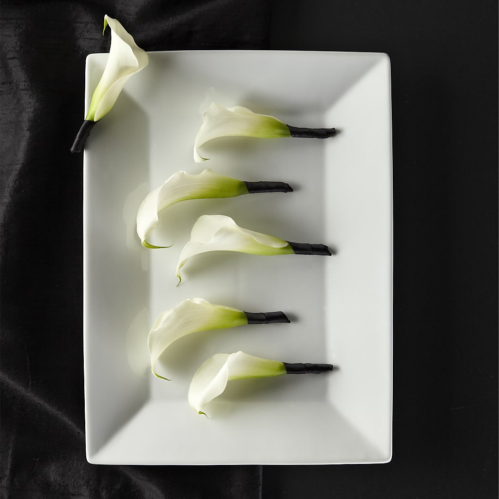 Calla Lily Promise Boutonniere – Gunnels Florist Inc, Cookeville TN