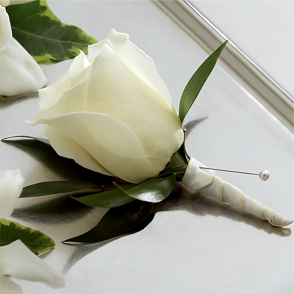White Rose Boutonniere – Gunnels Florist Inc, Cookeville TN