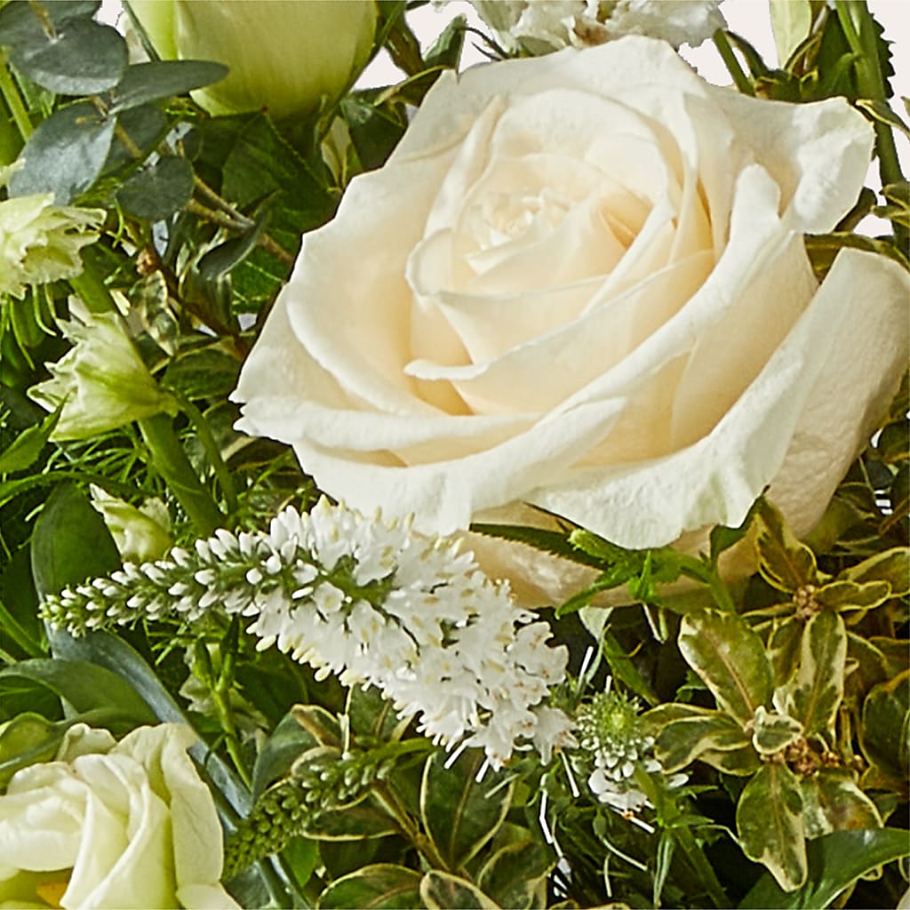 Cashmere Bouquet –  Gunnels Florist Inc, Cookeville TN