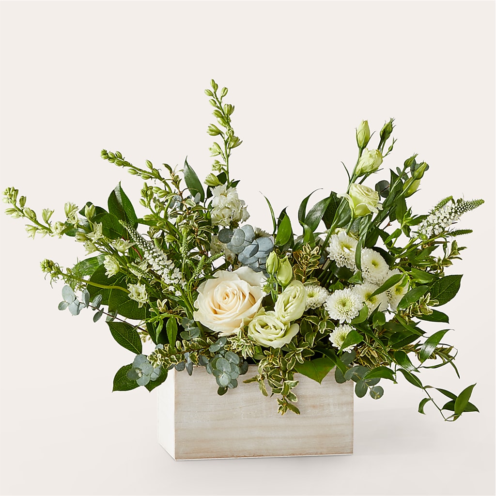 Cashmere Bouquet –  Gunnels Florist Inc, Cookeville TN