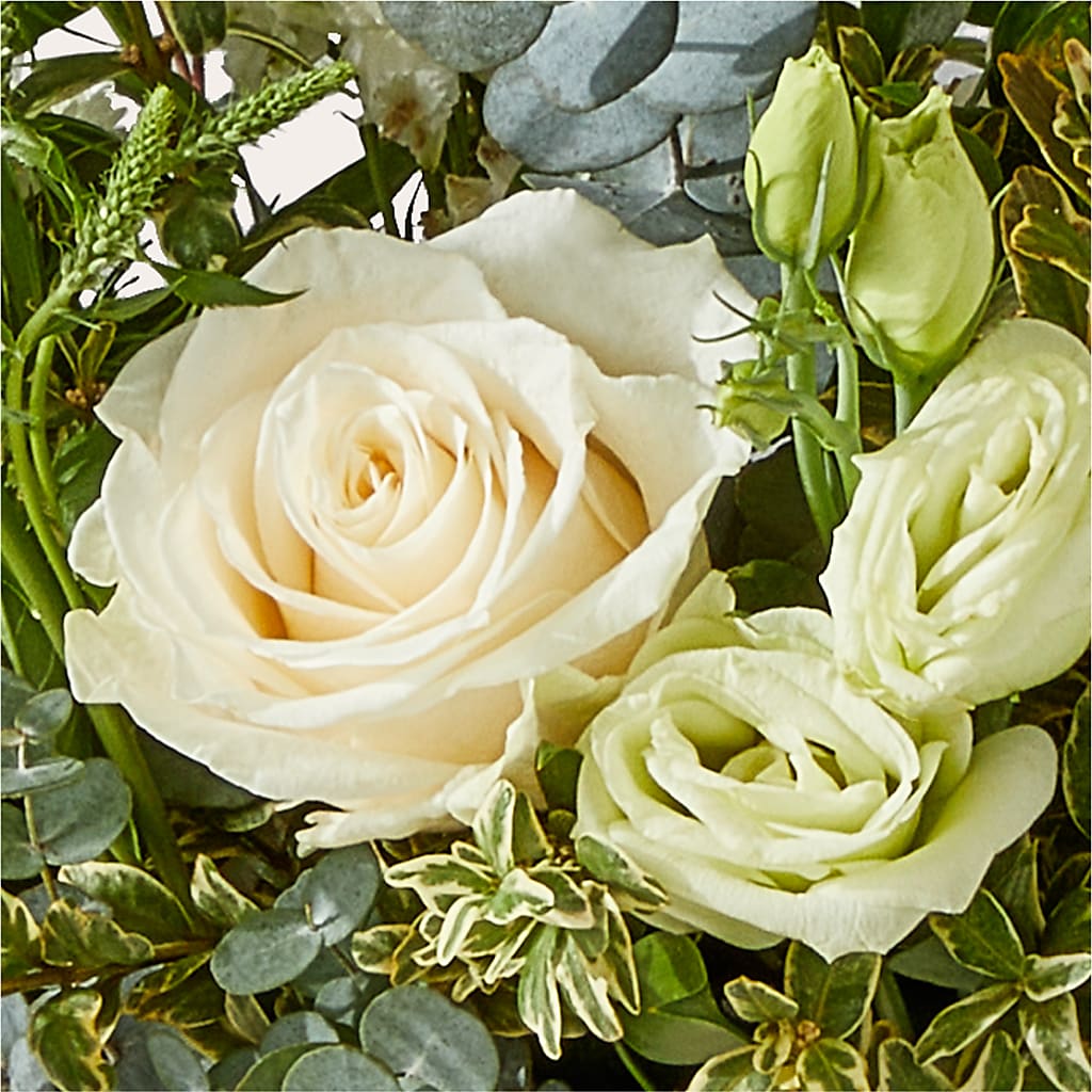 Cashmere Bouquet –  Gunnels Florist Inc, Cookeville TN
