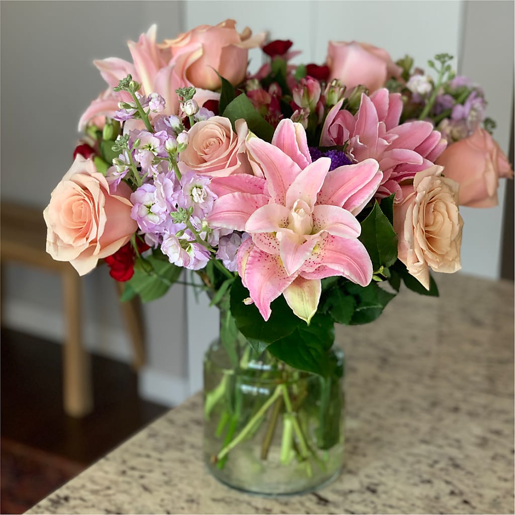 Romantique Bouquet –  Gunnels Florist Inc, Cookeville TN
