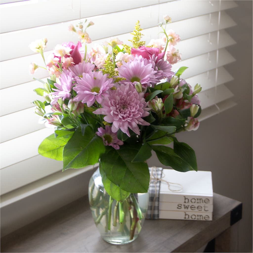 Pastel Tradition - A Florist Original –  Gunnels Florist Inc, Cookeville TN