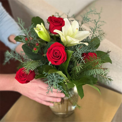 Glittering Lights Bouquet –  Gunnels Florist Inc, Cookeville TN