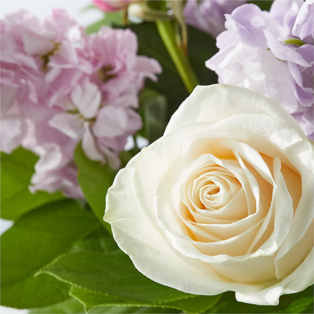 Springtime Spritz Bouquet –  Gunnels Florist Inc, Cookeville TN