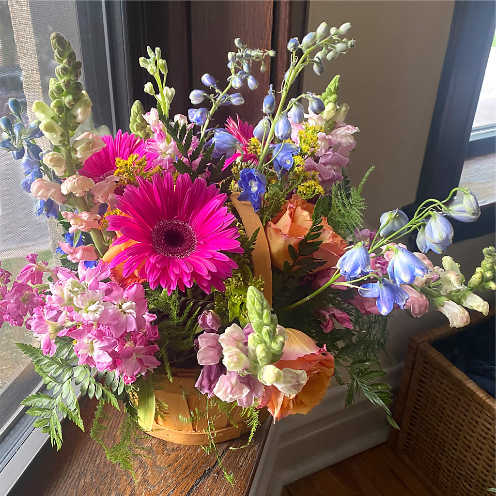Garden of Life Basket –  Gunnels Florist Inc, Cookeville TN