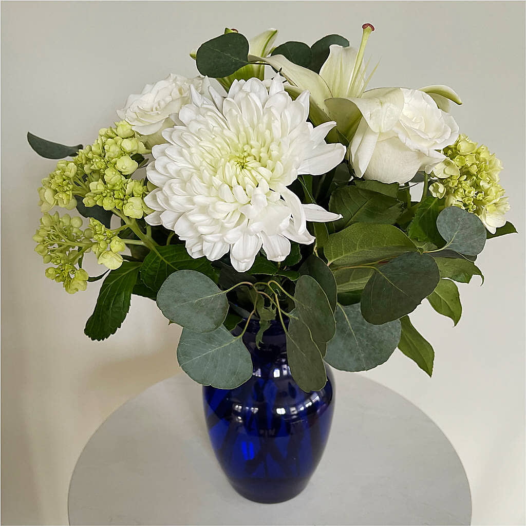 Snowy Dreams Bouquet –  Gunnels Florist Inc, Cookeville TN
