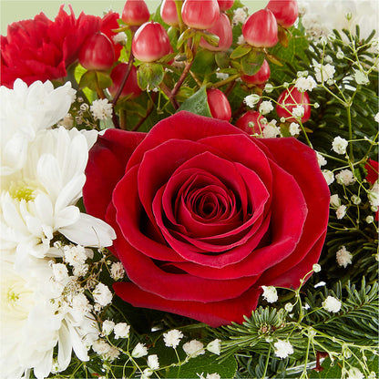 Chance of Flurries Bouquet –  Gunnels Florist Inc, Cookeville TN