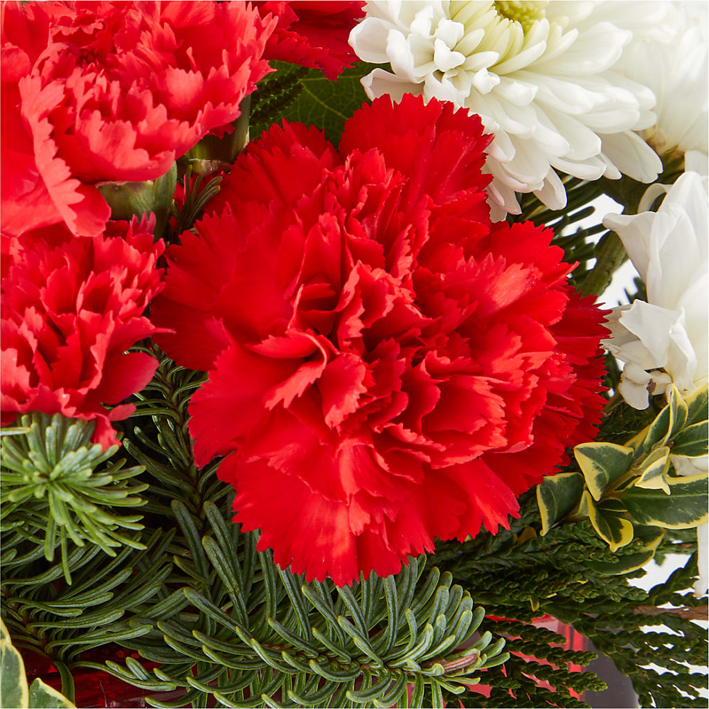 Christmas Market Bouquet –  Gunnels Florist Inc, Cookeville TN