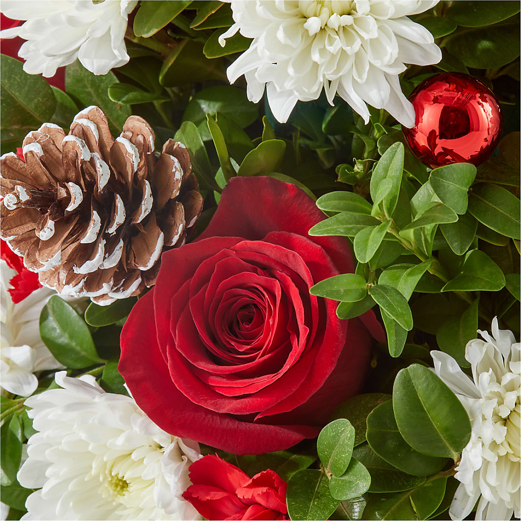 Let It Snow Tree –  Gunnels Florist Inc, Cookeville TN