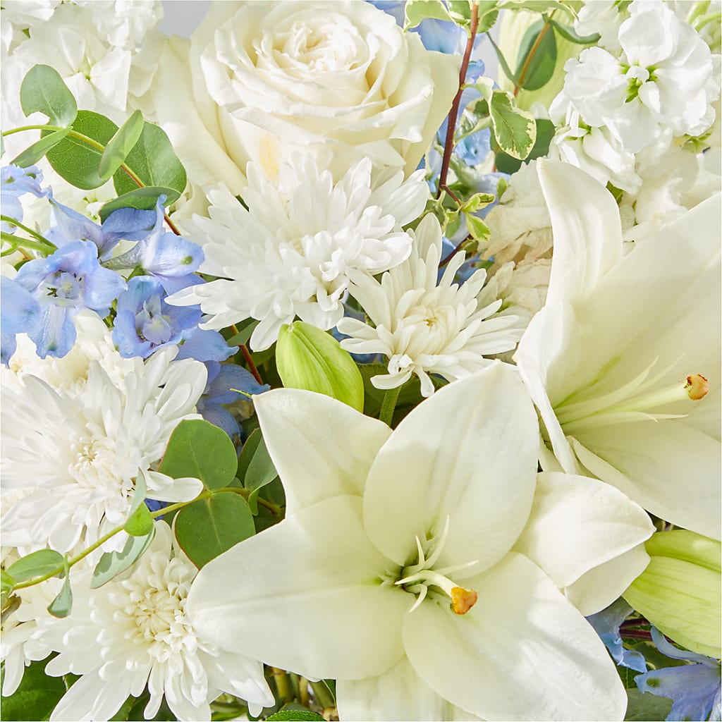 Peace of Mind Bouquet –  Gunnels Florist Inc, Cookeville TN