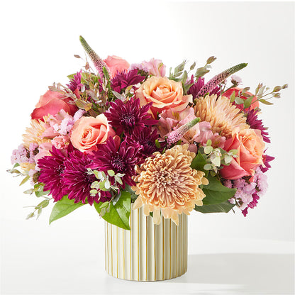 Berry Cobbler Bouquet with Ivory Vase –  Gunnels Florist Inc, Cookeville TN