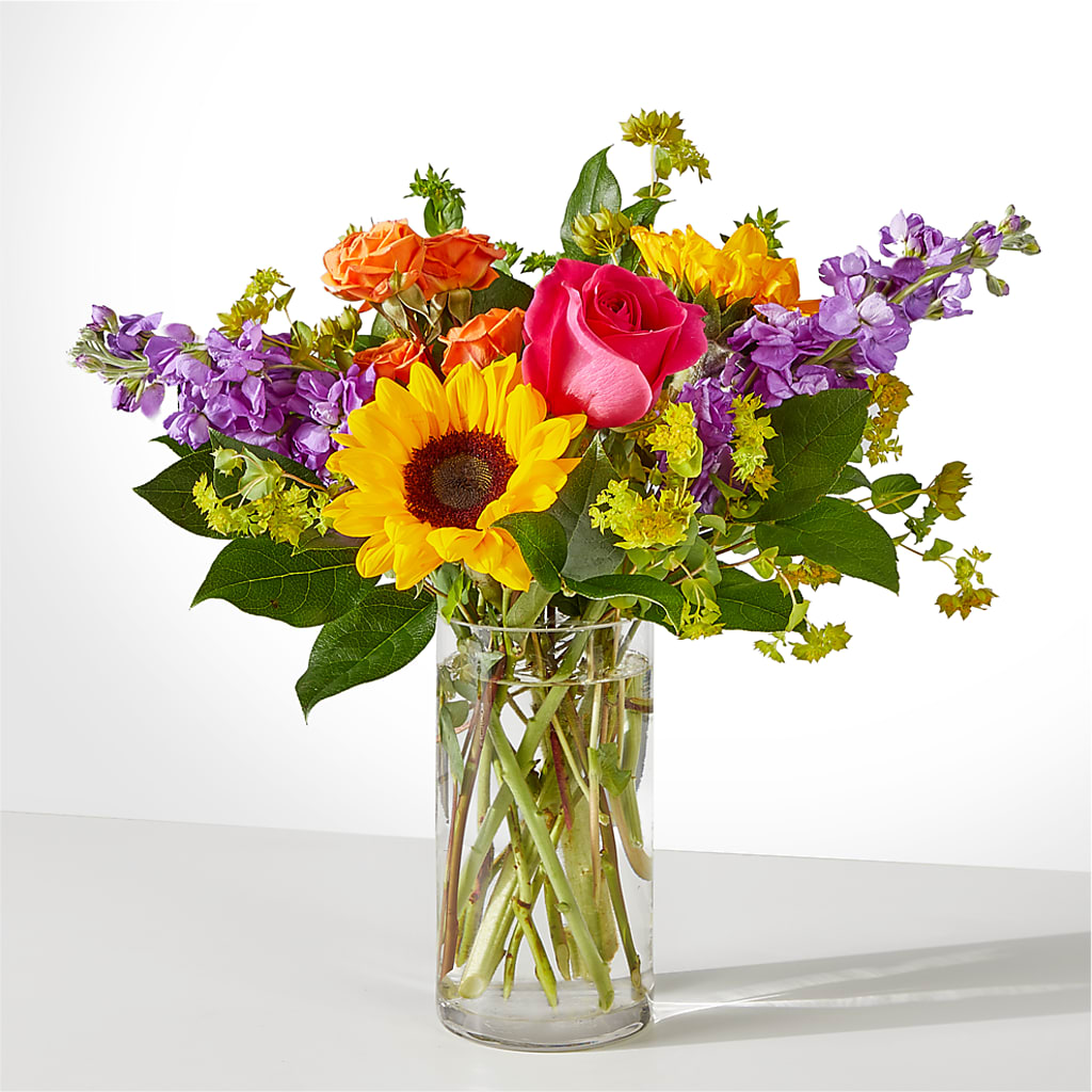 Vibrant Greetings Bouquet –  Gunnels Florist Inc, Cookeville TN