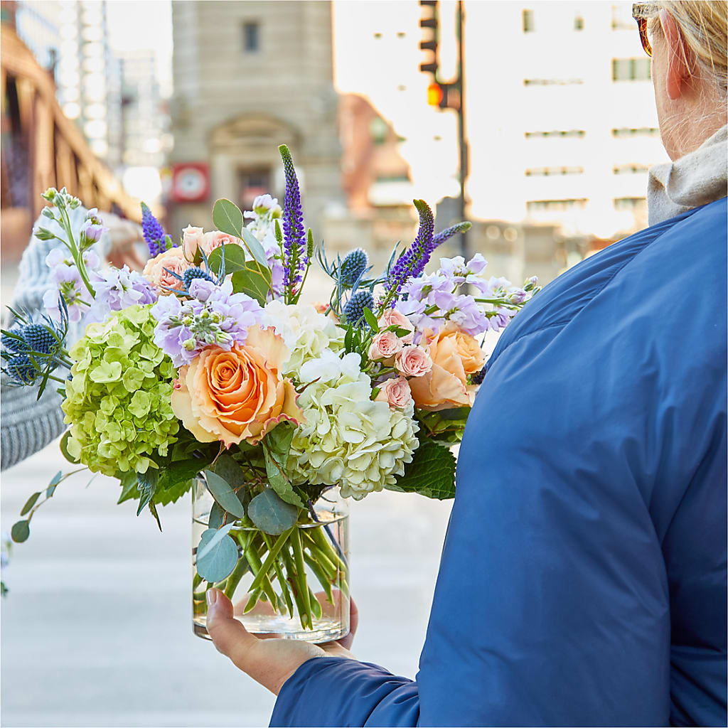 Porch Swing Bouquet –  Gunnels Florist Inc, Cookeville TN