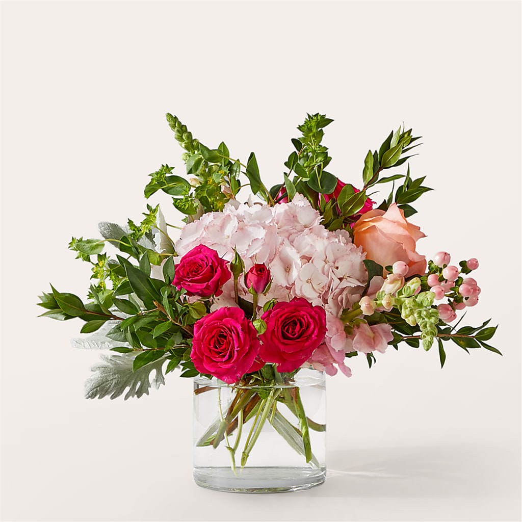 Glitz & Glam Bouquet –  Gunnels Florist Inc, Cookeville TN