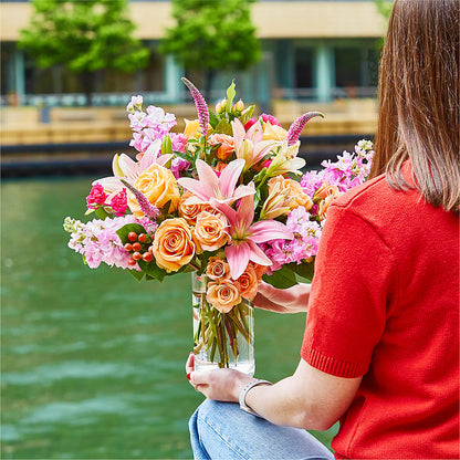 Bisous Bouquet –  Gunnels Florist Inc, Cookeville TN